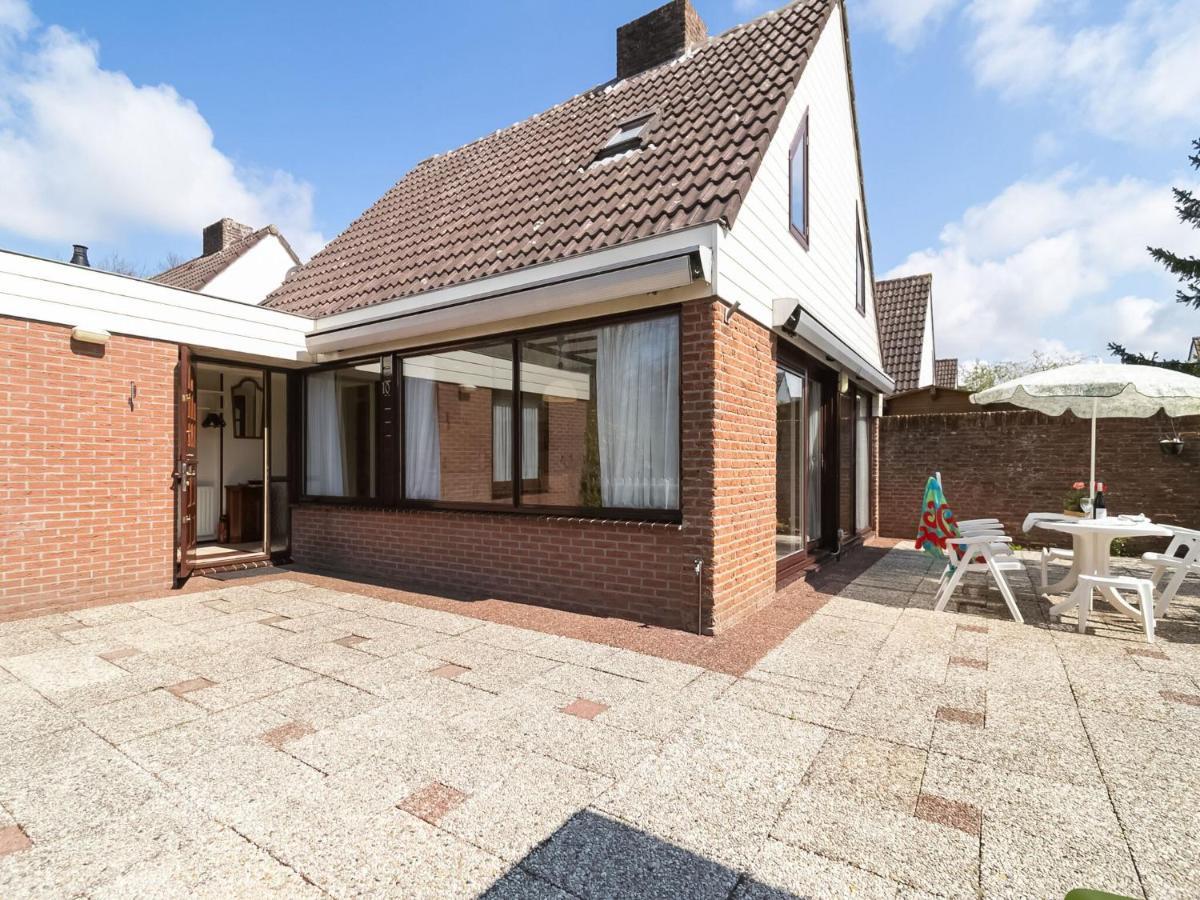 Holiday Home In Noordwijkerhout With Terrace Close To A Lake Eksteriør bilde